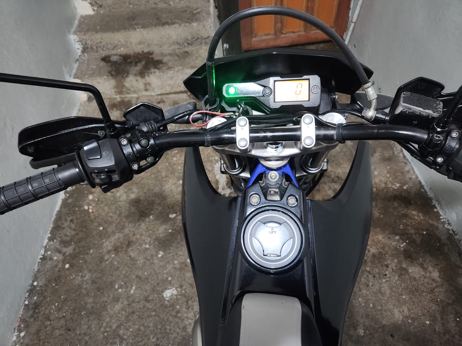 Motor Resmi